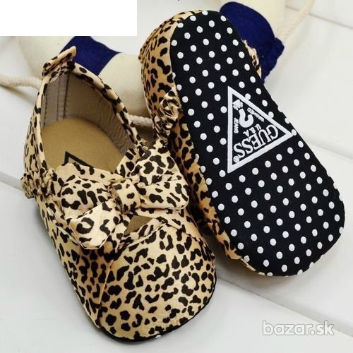 ba_img1_3261206208_oblecenie-a-obuv-detska-obuv-detske-topanocky-guess-burberry-converse-channel
