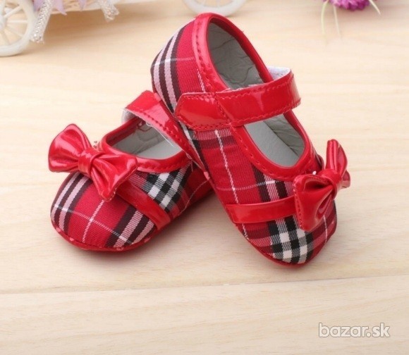 ba_img1_3261206212_oblecenie-a-obuv-detska-obuv-detske-topanocky-guess-burberry-converse-channel