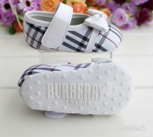 ba_img1_3261206218_oblecenie-a-obuv-detska-obuv-detske-topanocky-guess-burberry-converse-channel